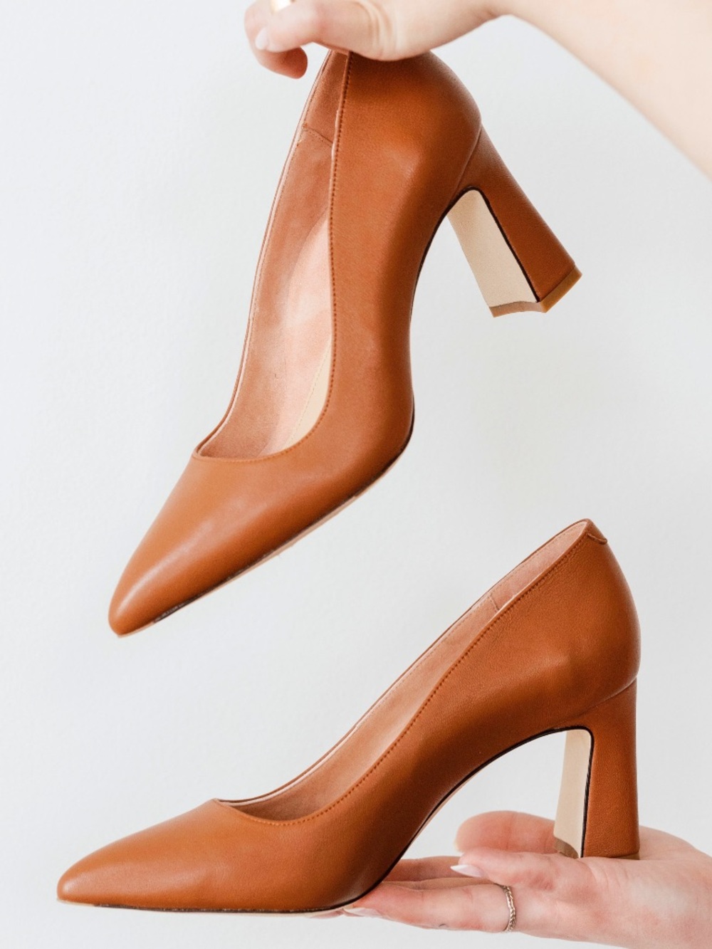 ALLY Shoes Caramel Brown Leather Pointed Block Heel Pumps 37.5B / US 7 7.5